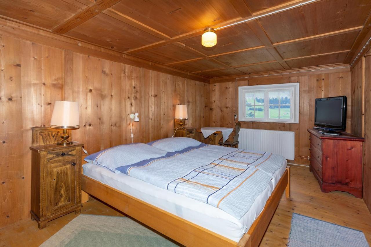 شقة Haus Holzwurm Raggal المظهر الخارجي الصورة